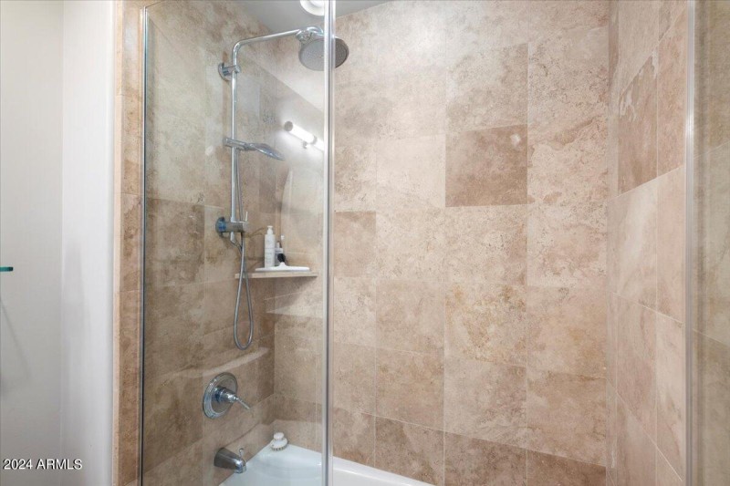 Guest Bath 1