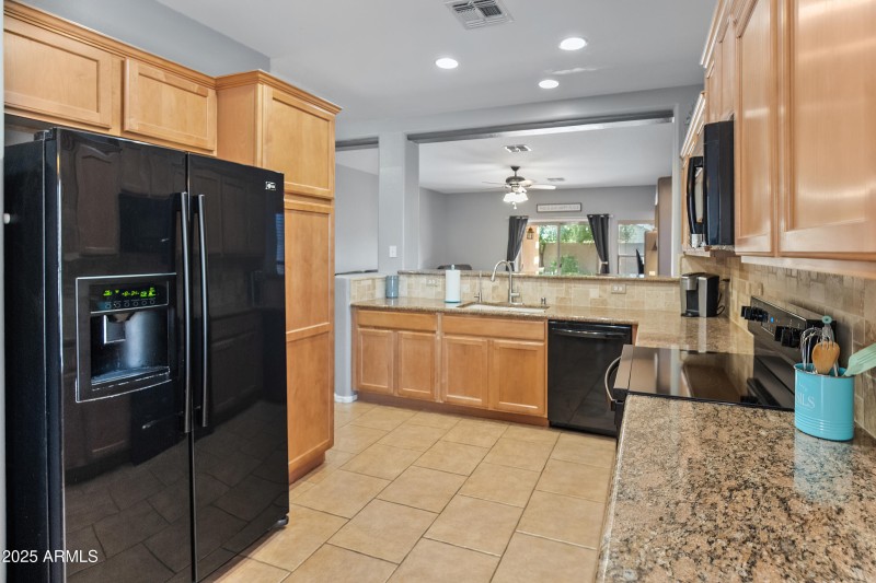 17231 W Carmen Dr-5