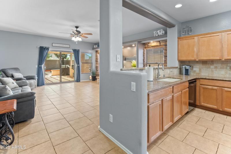 17231 W Carmen Dr-23