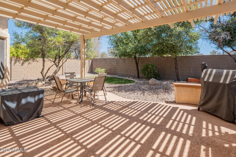 17231 W Carmen Dr-37