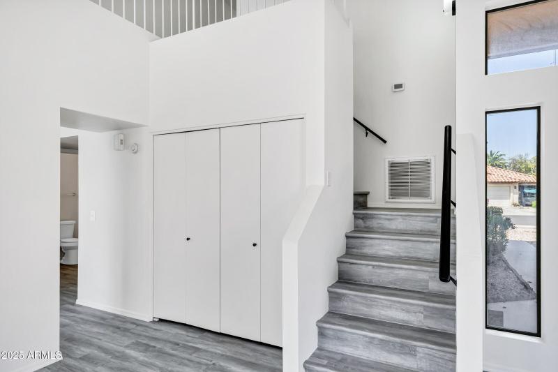 4539 E Grove Ave-15