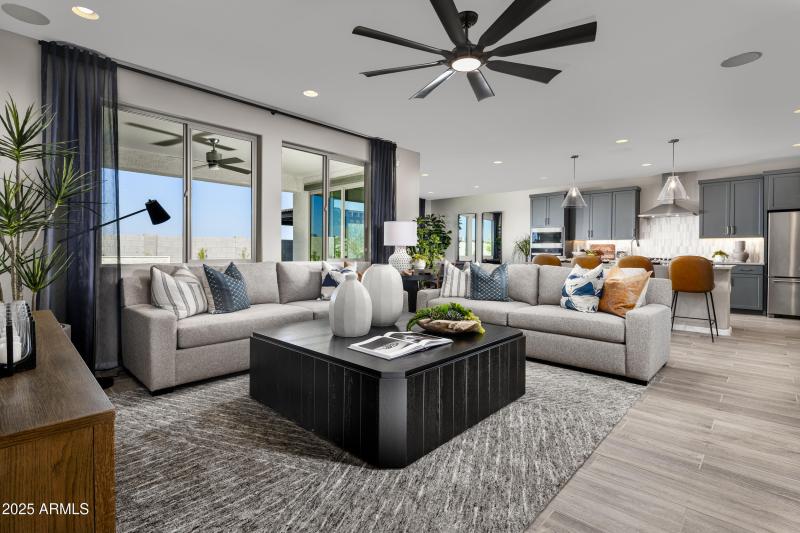 05_BR_Mariposa_Solstice_Great ROom