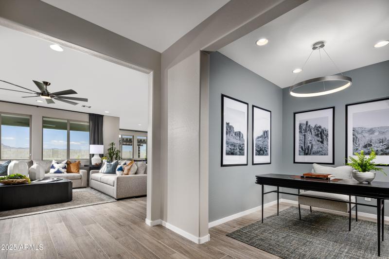 11_BR_Mariposa_Solstice_Home Office to G