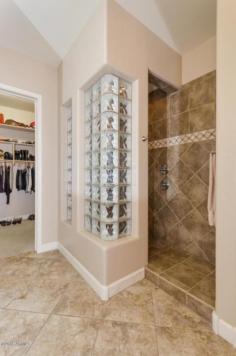 20140724191408058048000000-o