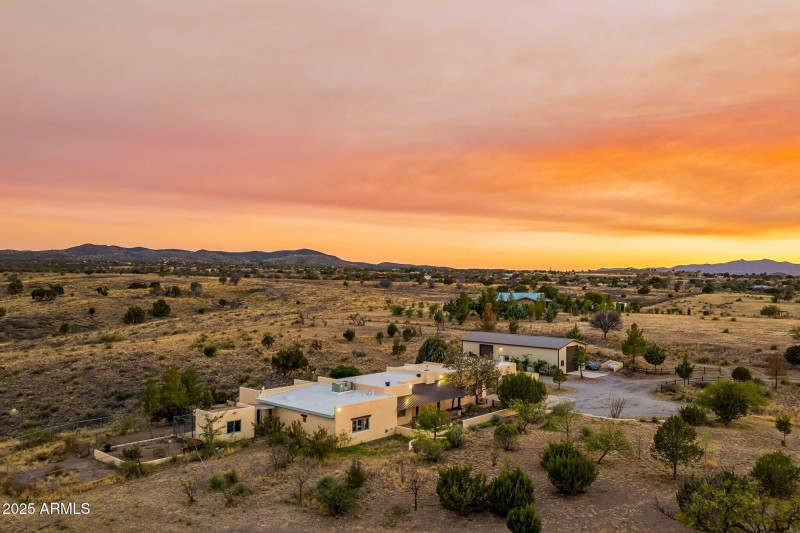 5-web-or-mls-1 Pinto Trail - MLS Images