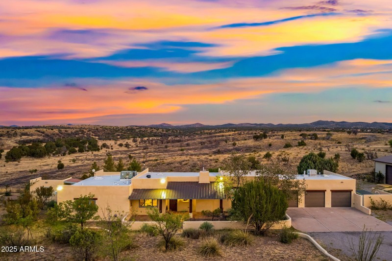 6-web-or-mls-1 Pinto Trail - MLS Images