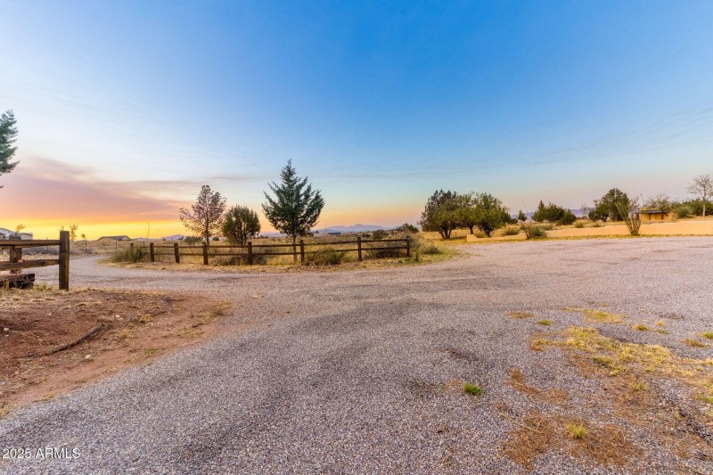63-web-or-mls-1 Pinto Trail - MLS Images