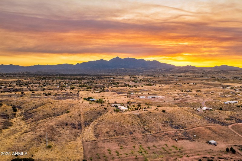 73-web-or-mls-1 Pinto Trail - MLS Images