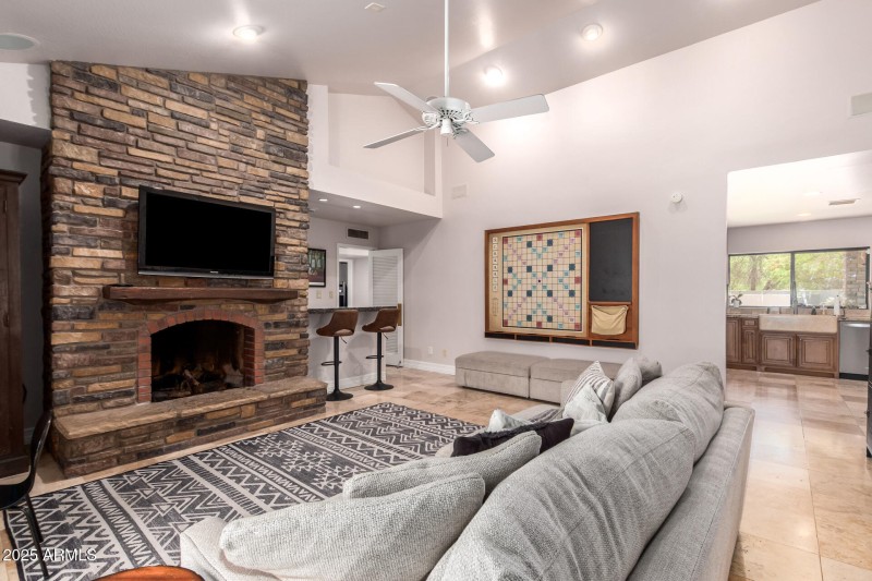 20 - Family Room 2