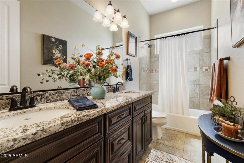 20-Bathroom 2
