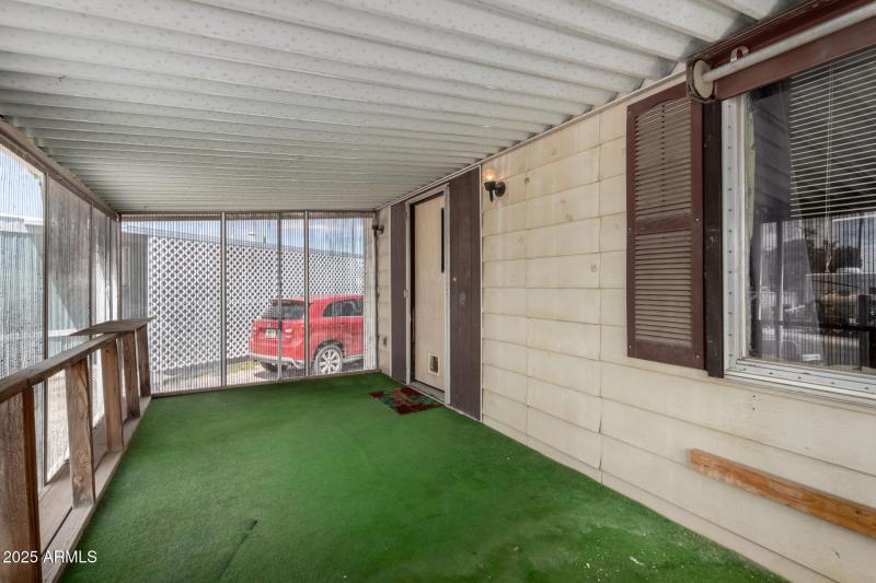 Screened Arizona Room