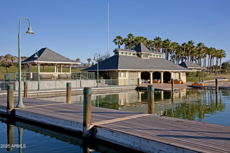 Yacht Club