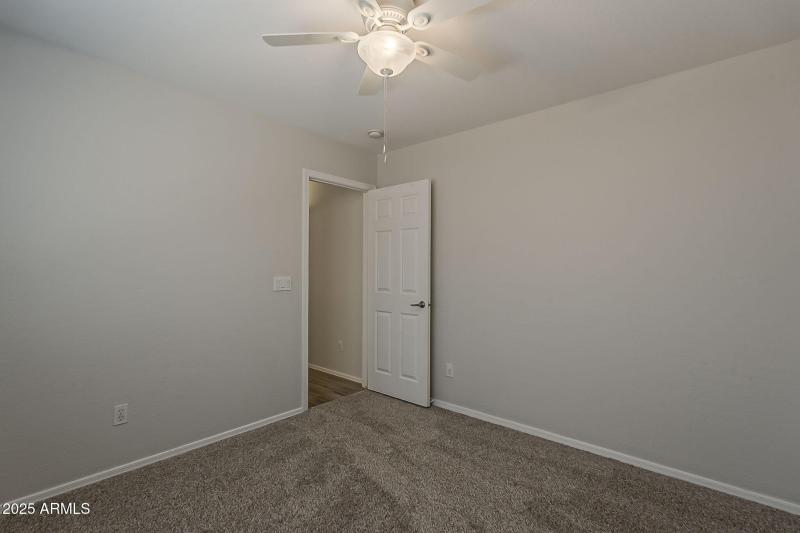 10-web-or-mls-Naomi-10