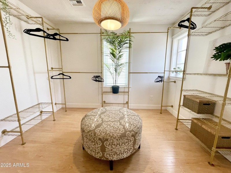 Walk-in closet