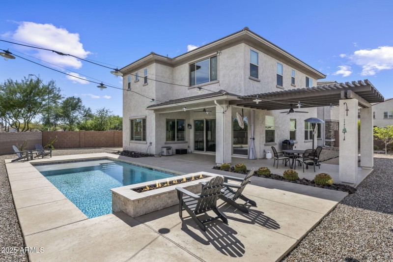 Largest lot in the community!