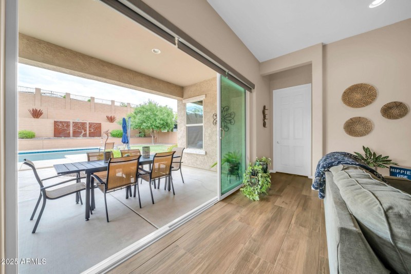 25857 N 104th Dr-5