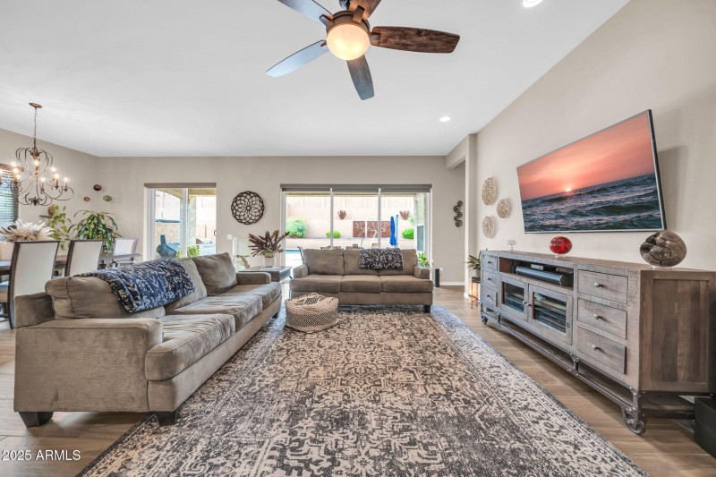 25857 N 104th Dr-9