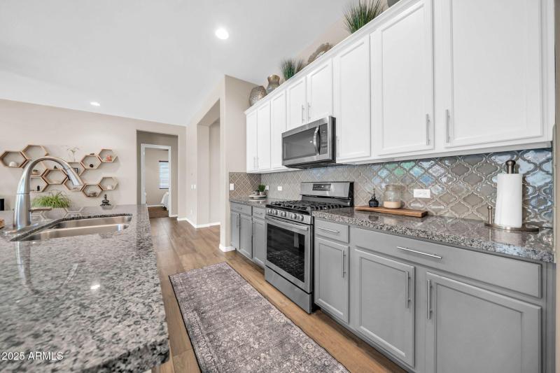 25857 N 104th Dr-16