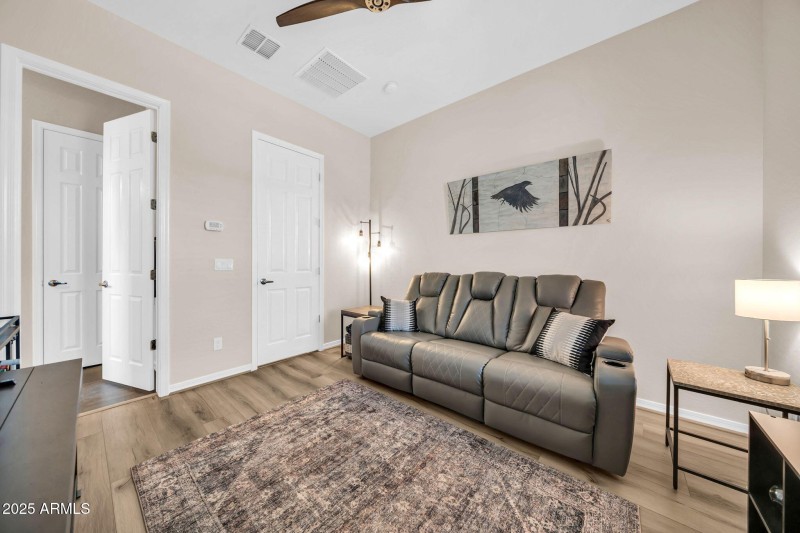 25857 N 104th Dr-36