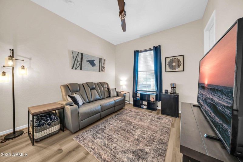 25857 N 104th Dr-38