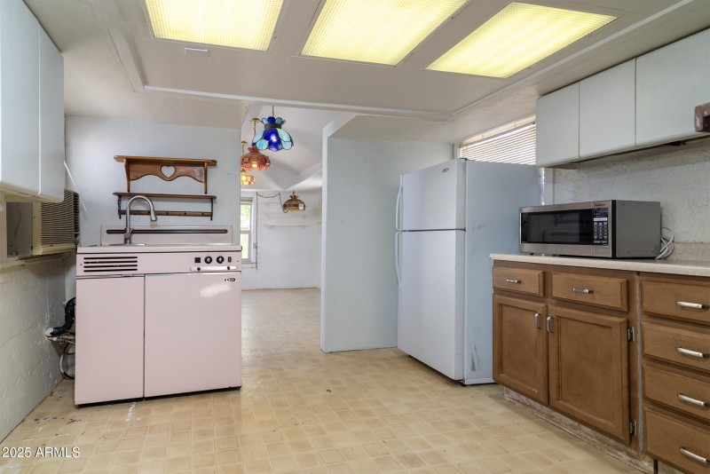 Main Studio Kitchen