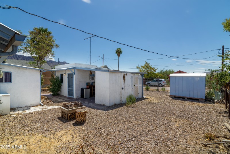 Spacious Yard