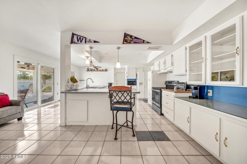 9739 W Riviera Dr-15_(2048)