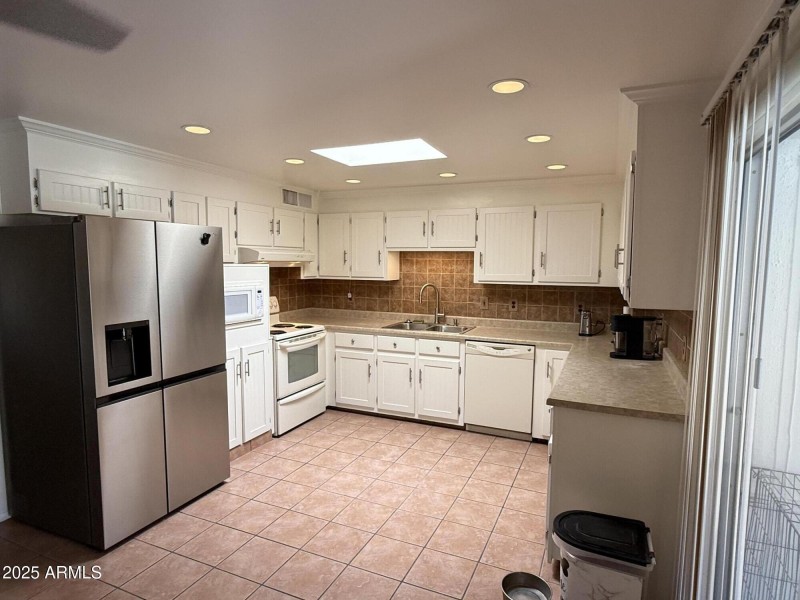 Kitchen 3