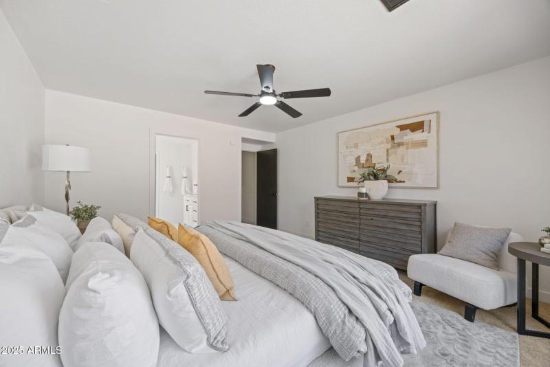 26-web-or-mls-510-w-amoroso-dr