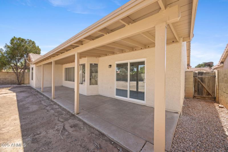 44-web-or-mls-510-w-amoroso-dr