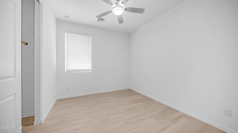 13362 W Eagle Feather Rd (7)