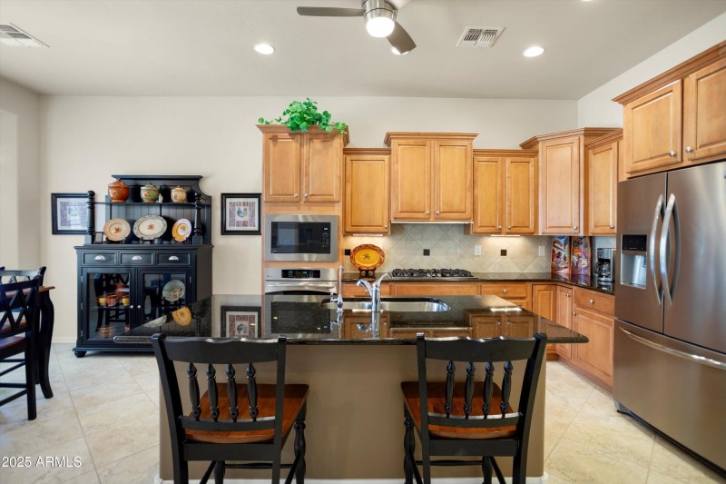 16-27068 W Yukon Dr