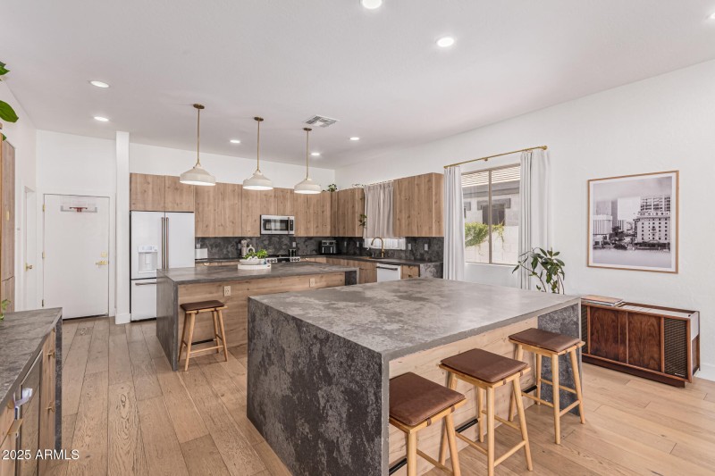 15 Parkview