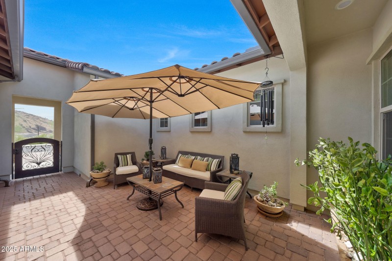 Private Courtyard