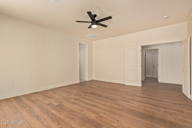 Guest bedroom