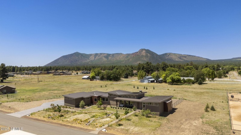 5-web-or-mls-DJI_20250729115016_0622_D