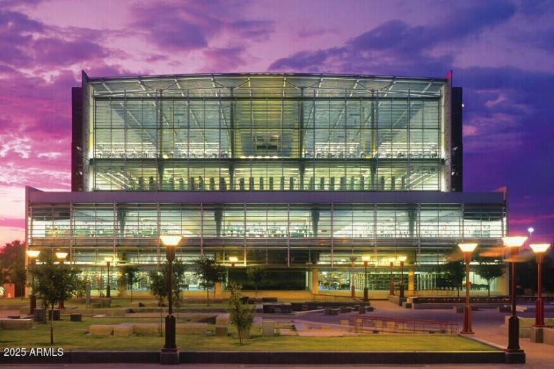 Burton Barr Central Library