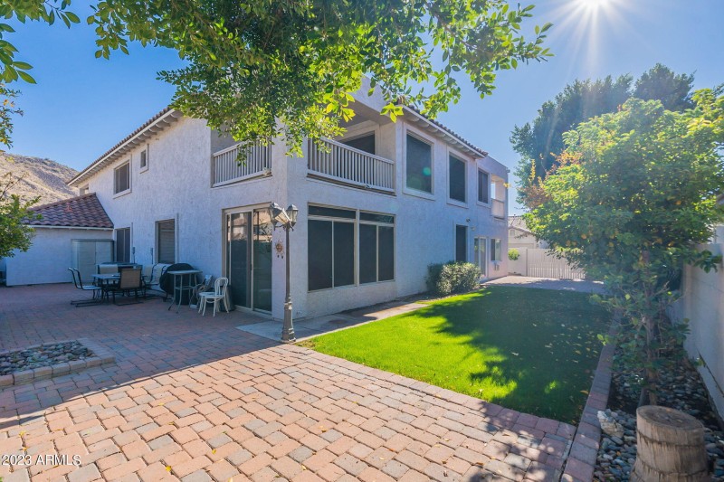 Pavers and grass entertaining area