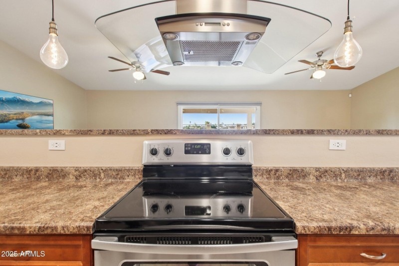 18-web-or-mls-W Devonshire Ave-S2008-018