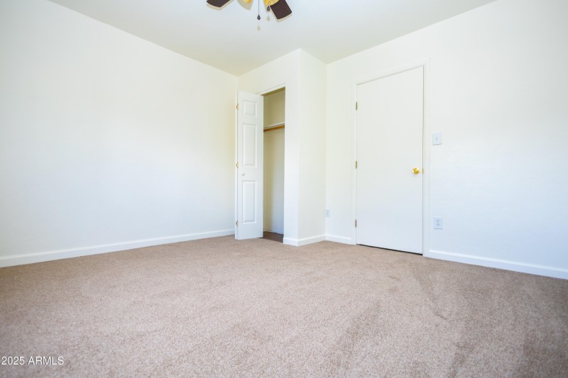 Bedroom IMG_9397