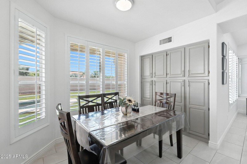 Breakfast Nook