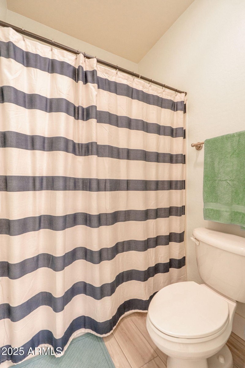 Downstairs ensuite bathroom