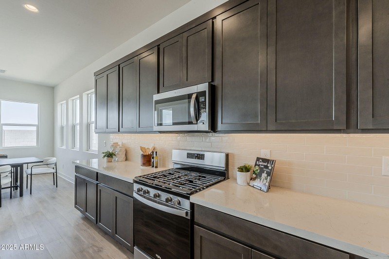 15-web-or-mls-Horse Trail Way-15