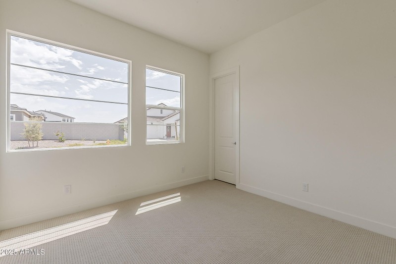 34-web-or-mls-Horse Trail Way-34