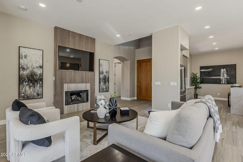 8-web-or-mls-74th St-8