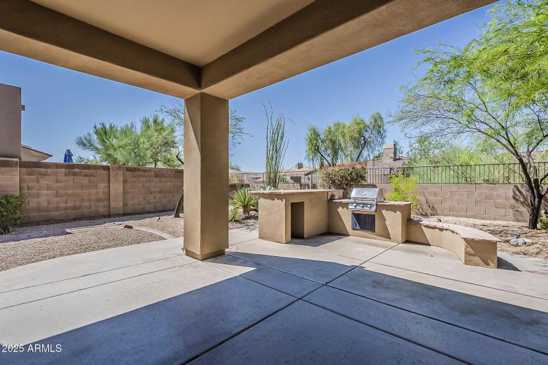 39-web-or-mls-74th St-39