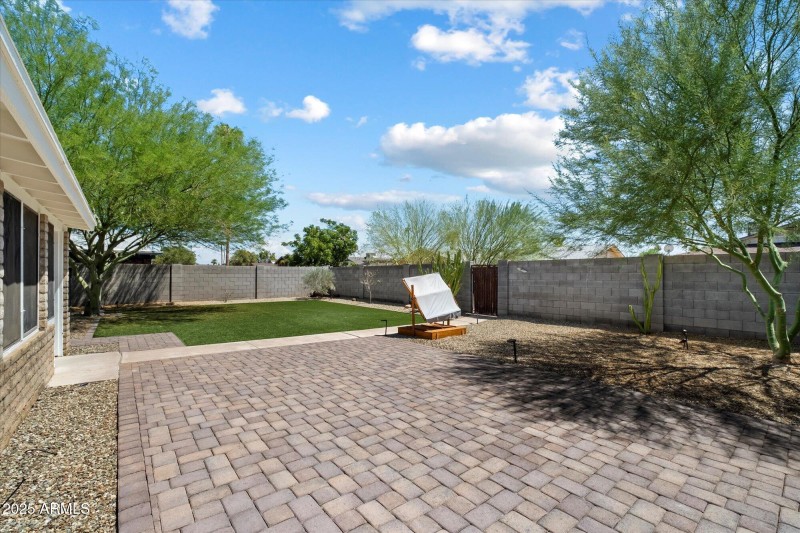 Artificial Turf & Pavers