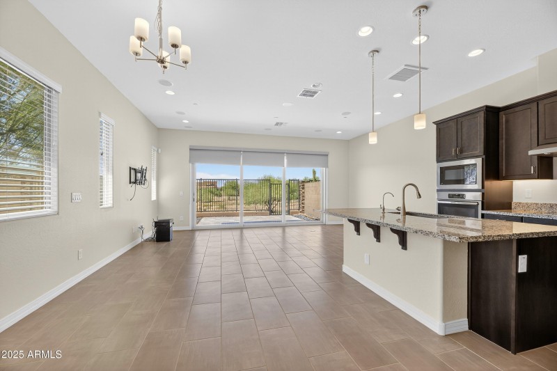 Open Kitchen, Dining & Family Room
