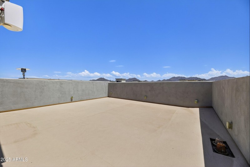 Panoramic View Rooftop