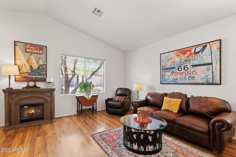 Hallihan - Fireplace